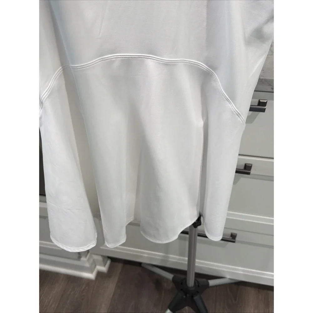 Lululemon Women's Lightweight Tennis Dress‎ Color White Size 8 NWT